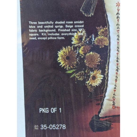 Vintage Leewards Victorian Bouquet 17" Crewel Pillow Kit 35-05278 Sealed NOS - Picture 3 of 4